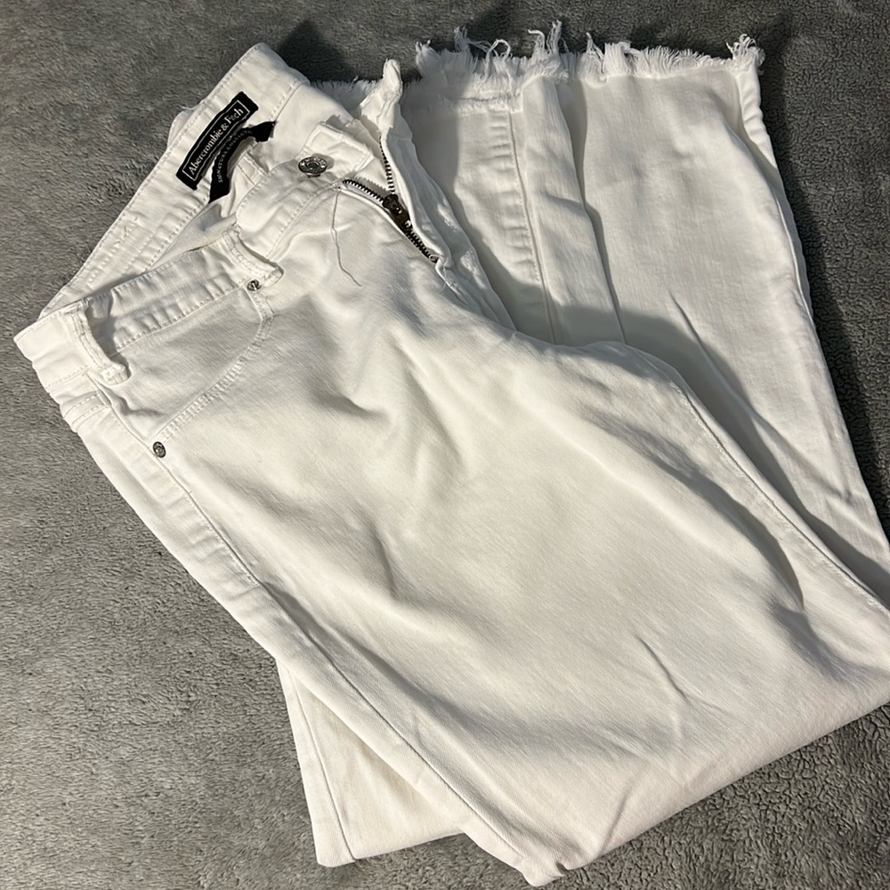 Abercrombie & Fitch “signature collection “